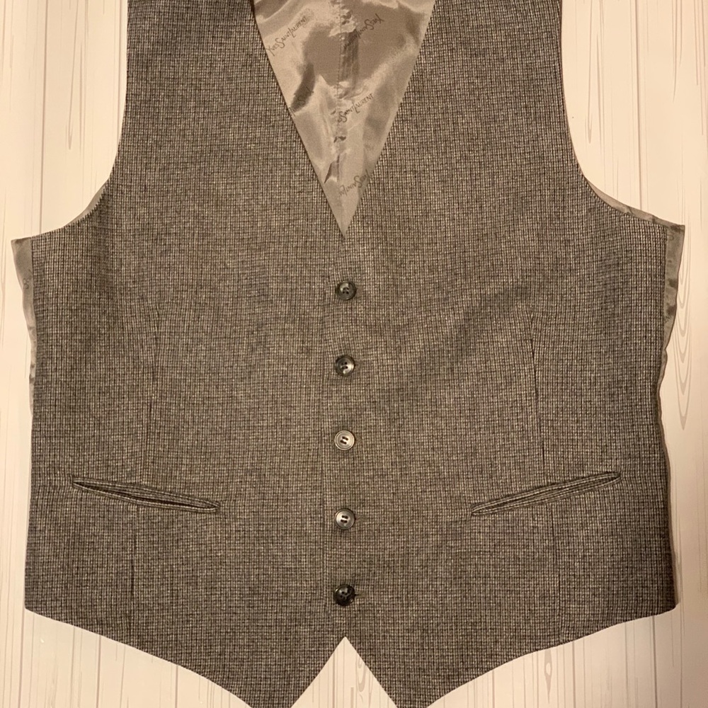 YSL Vest - Picture 2 of 9